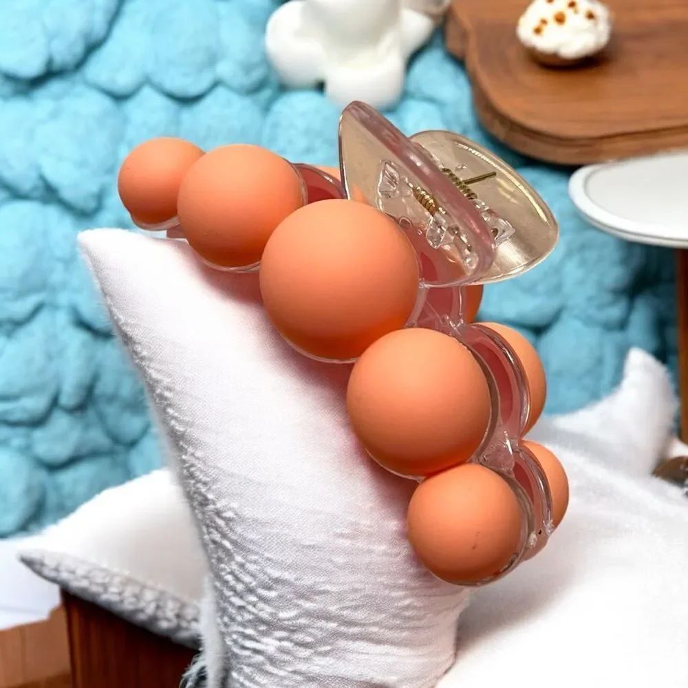 🤯5/$25🤯 Orange Bubble Hair Claw